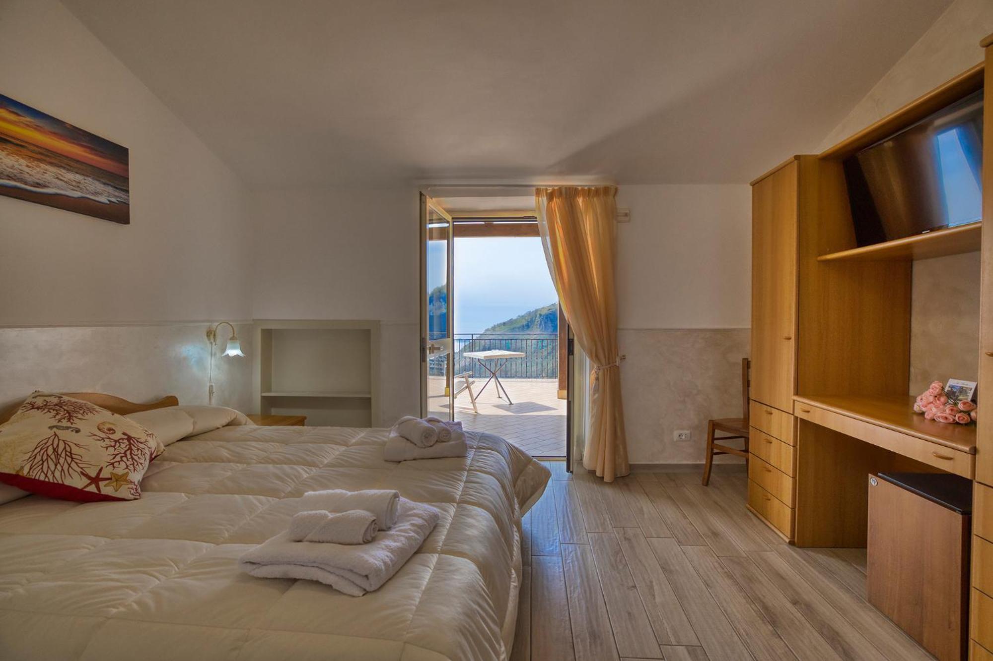 Le Marelle Hotel Furore Exterior foto