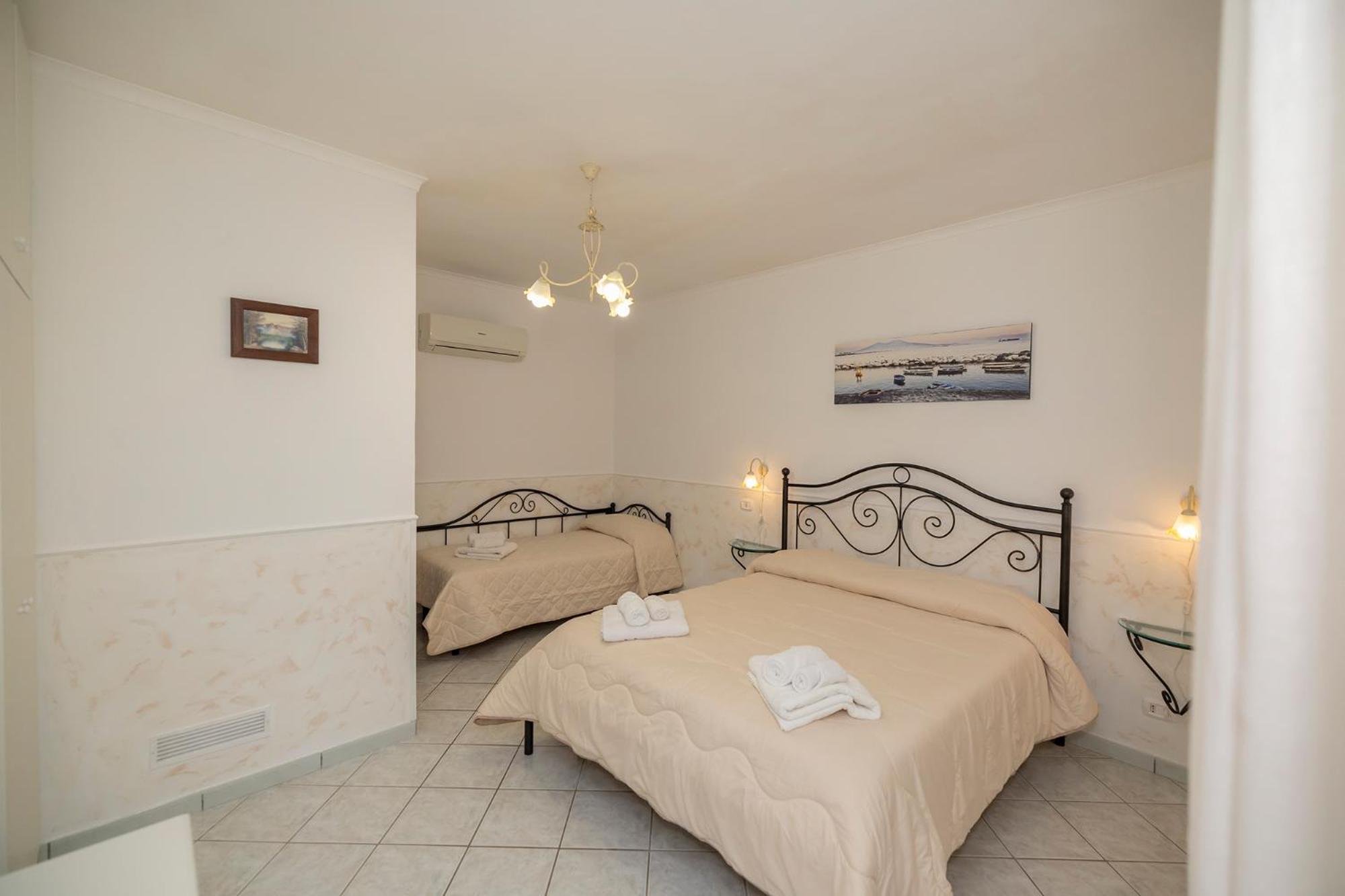 Le Marelle Hotel Furore Quarto foto